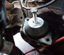 VW Jetta/Golf engine mount in Rover P6 base unit